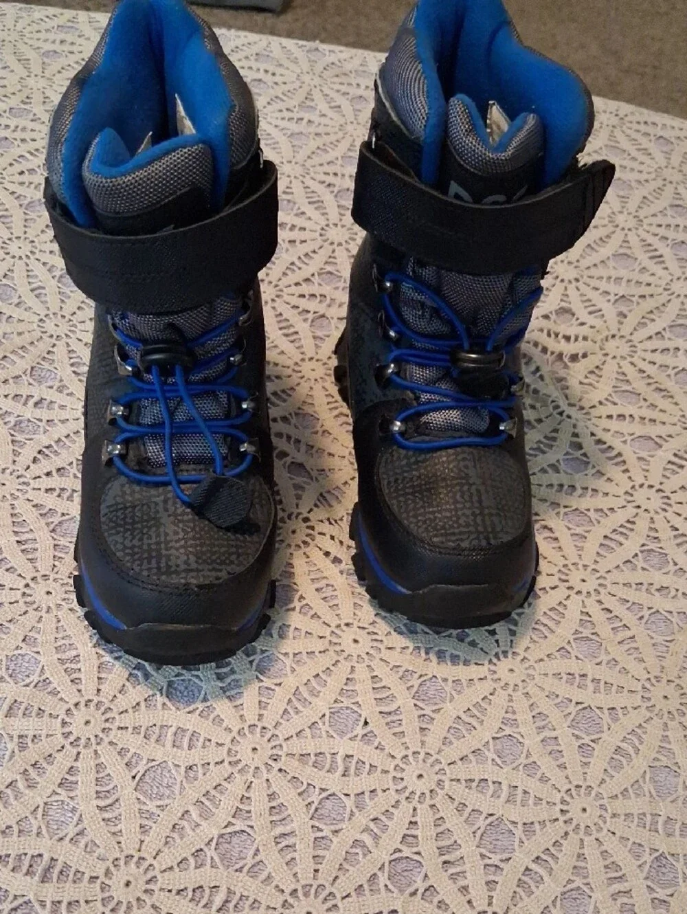 DSG Kids Blue and Black Winter Boots with Hook-and-Loop Strap